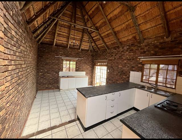 1 bed property to rent in PRESIDENT PARK AH